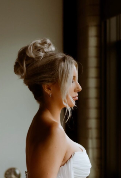 Hair Highlights Specialist delivers personalized color, beautiful blonde highlights, and dimensional styles in Ormond Beach.