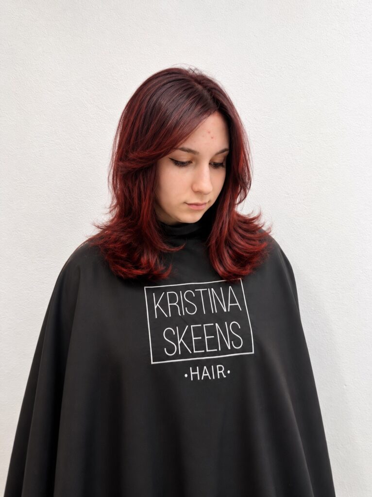 Women Hair Color Specialist delivers vibrant, healthy color results that enhance your beauty and confidence.